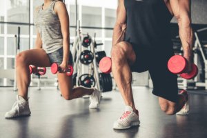 Personal trainers in Singapore gym for 2 person workout.